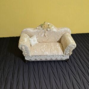 Elegant Cream Miniature Sofa Jewelry Box